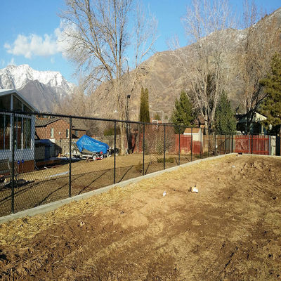 Elmas Siklon Tel Metal Zincir Bağ Çit 50x50mm Açı Boyutu 1.8m