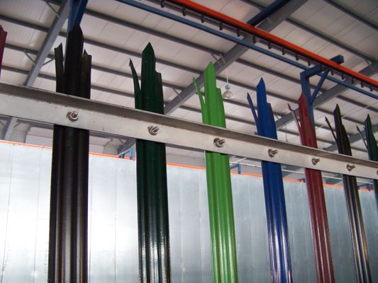 Çiftlik ve bahçe için pas karşıtı Özel W Bölüm Palisade Güvenlik Çitleri