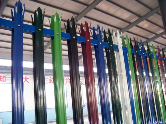 Dekoratif PVC Kaplı Galvanizli Çelik Palisade Çit Bahçe Avrupa