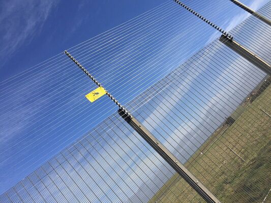 Tüm Sezon Elektrikli Güvenlik Çit Düşük Bakım Korrozyona Karşı