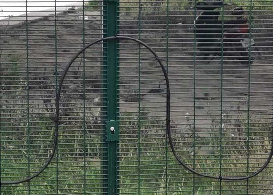 0.9 metre yükseklikte toz kaplama anti tırmanış hapishane çit çelik klemlerle