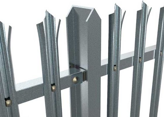 Bahçe 1.8 M 2.4 M 3M Palisade Çit ve Kapılar Q235 Malzemesi
