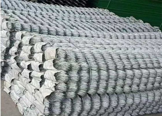 1.5 Inch Wire Mesh Rolls Cyclone 8 Foot High Chain Link Fence 40*40mm