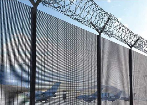 Spor Stadyumu 358 Mesh 4.5M Çatışmaya Karşı Güvenlik Çitleri